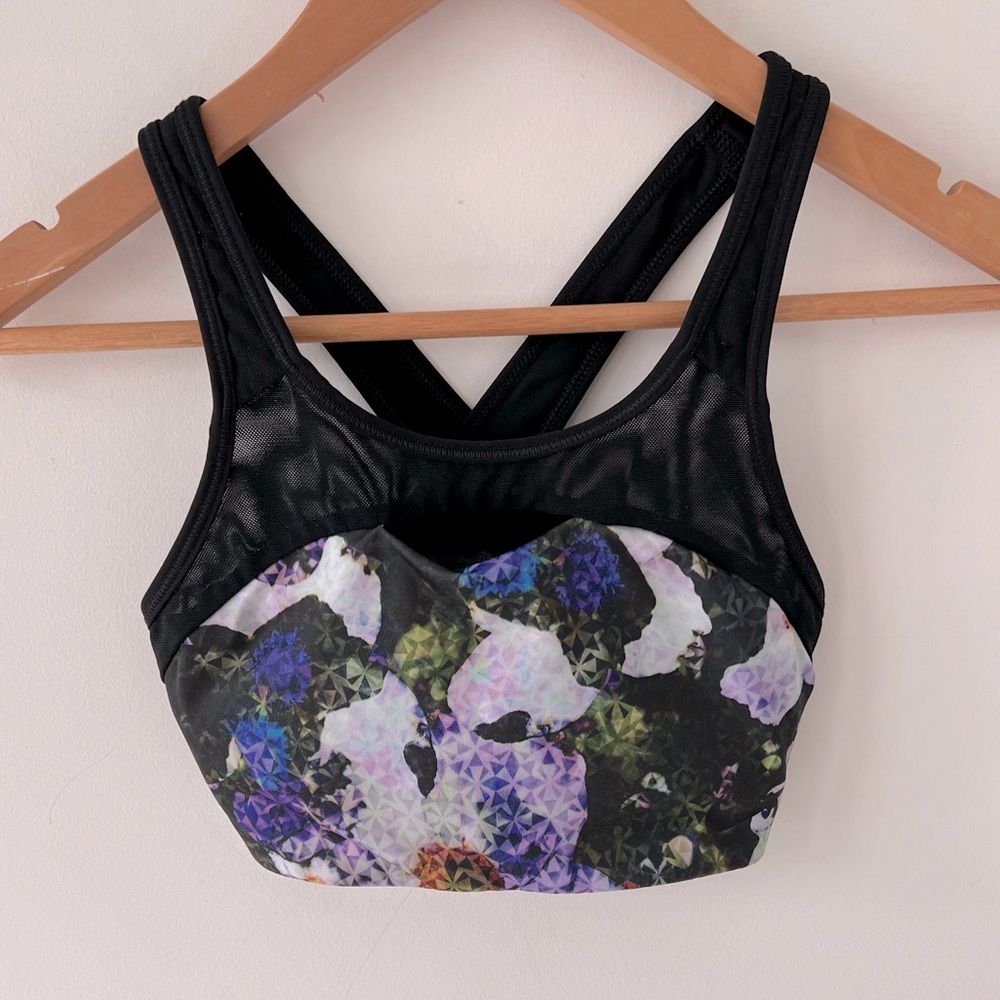 COPY - Nike Floral and mesh sports bra